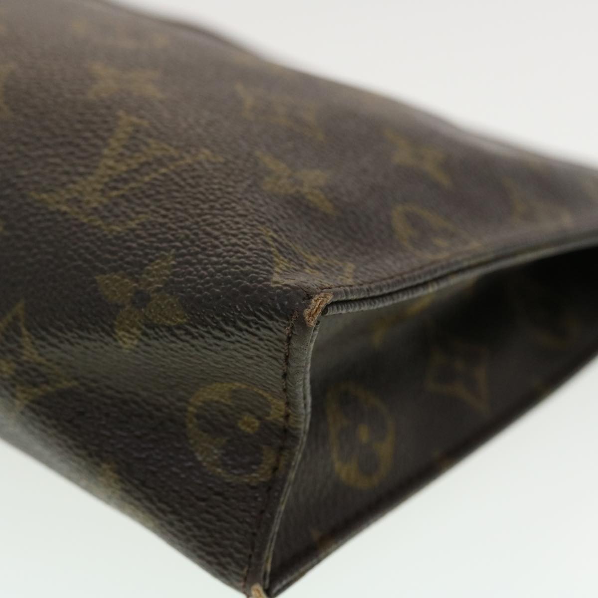 LOUIS VUITTON Monogram Poche Toilette 26 Pouch M47542 LV Auth th3581