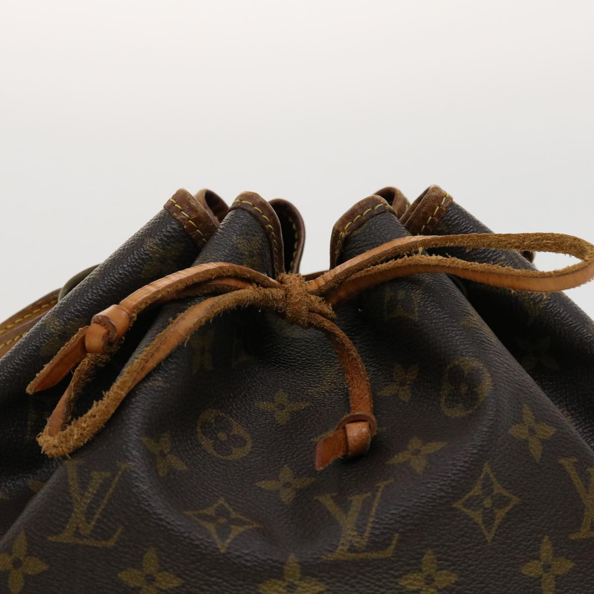 LOUIS VUITTON Monogram Petit Noe Shoulder Bag M42226 LV Auth th3590