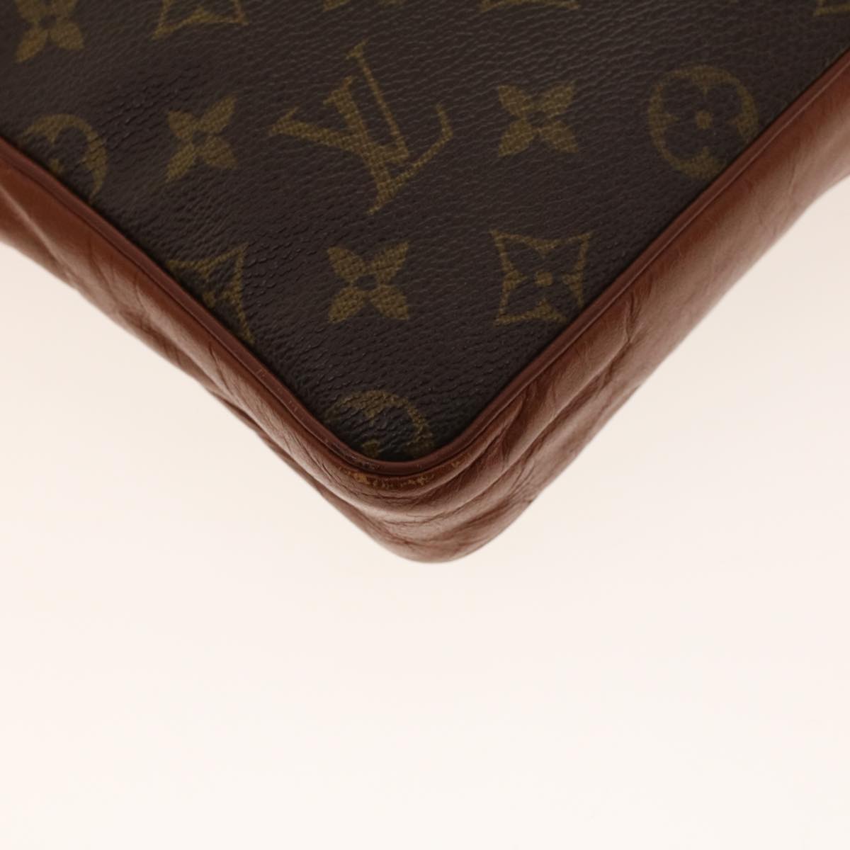 LOUIS VUITTON Monogram Pochette Sports Clutch Bag No.183 LV Auth th3601