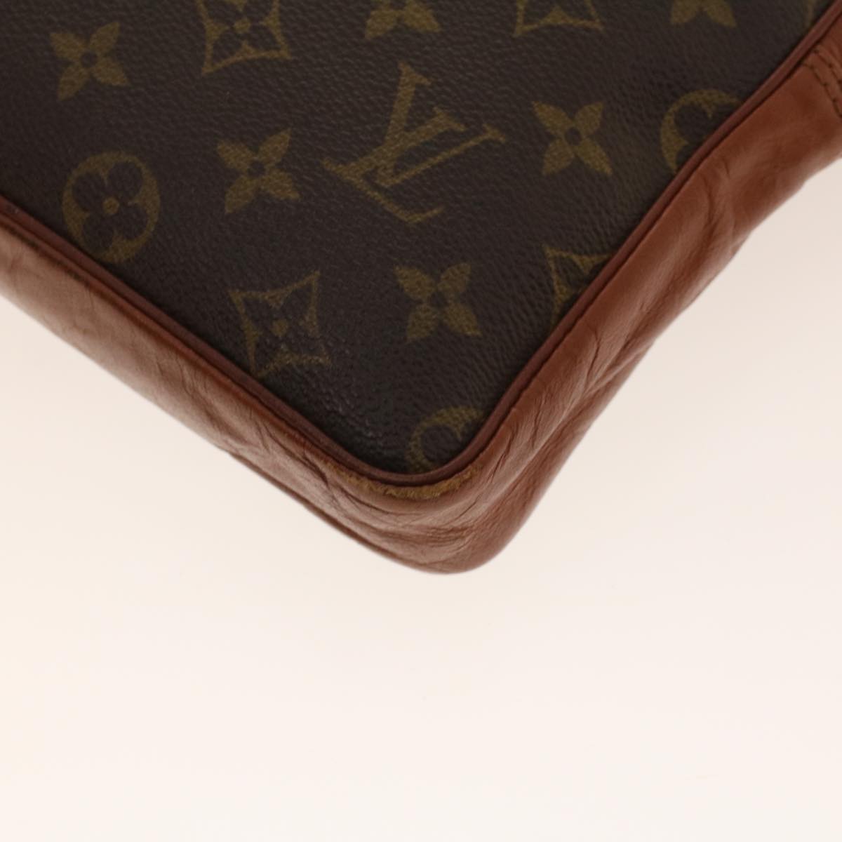 LOUIS VUITTON Monogram Pochette Sports Clutch Bag No.183 LV Auth th3601