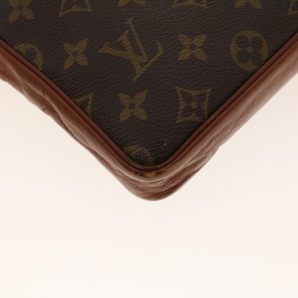 LOUIS VUITTON Monogram Pochette Sports Clutch Bag No.183 LV Auth th3601