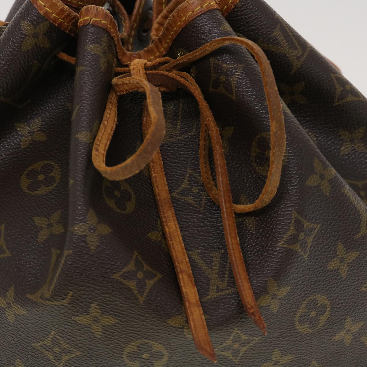 LOUIS VUITTON Monogram Petit Noe Shoulder Bag M42226 LV Auth th3658