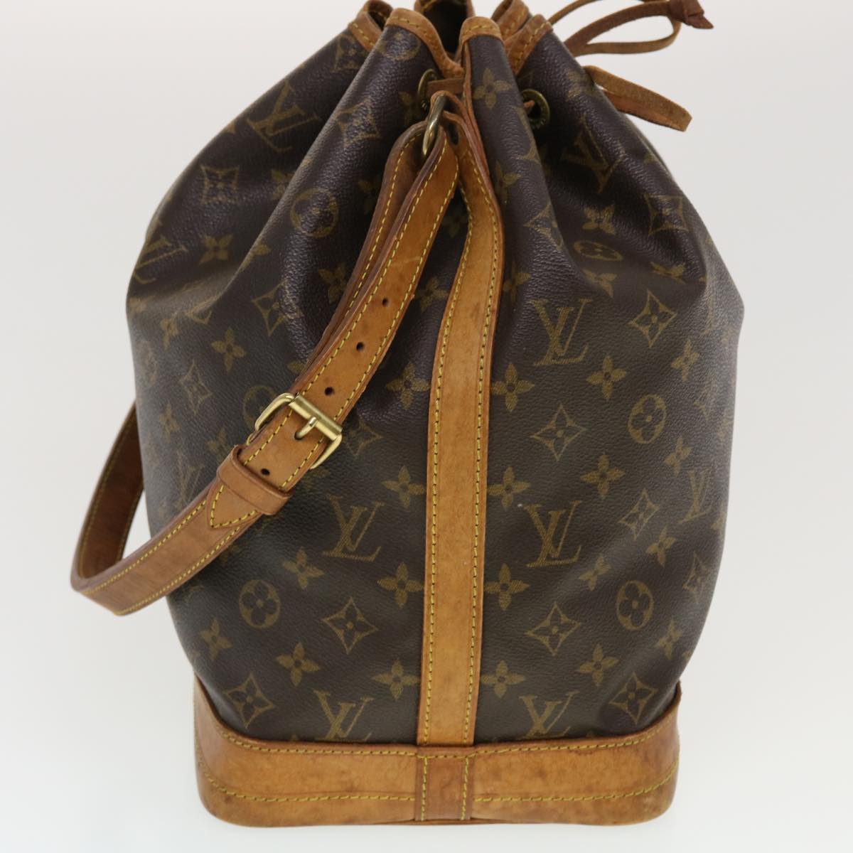 LOUIS VUITTON Monogram Noe Shoulder Bag M42224 LV Auth th3702