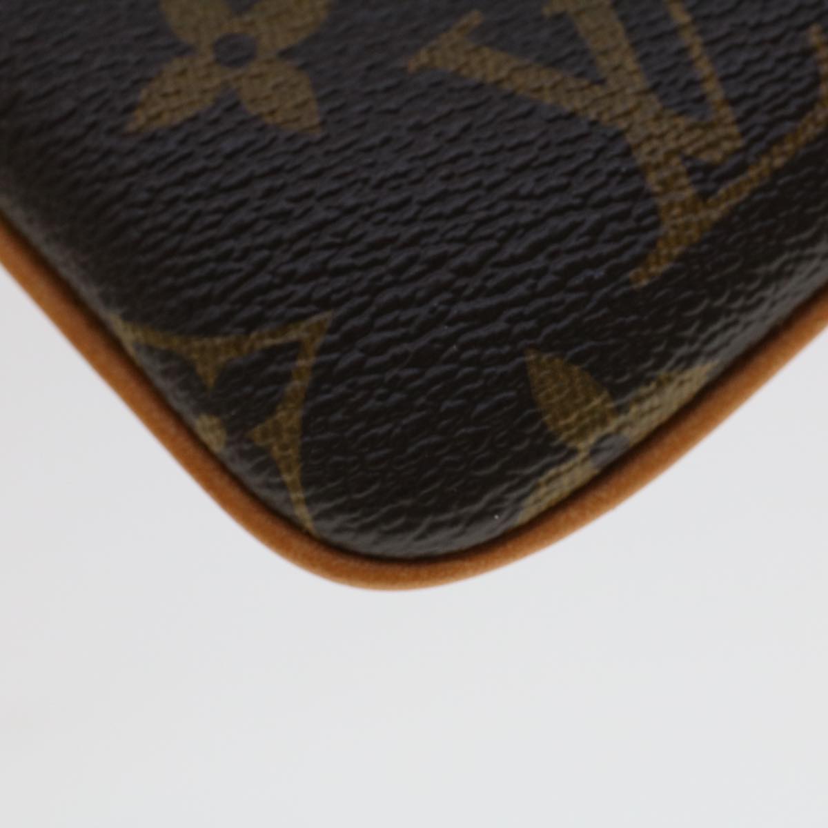 LOUIS VUITTON Monogram Etui Telephonne MM Cell Phone Case M66546 LV Auth th3708