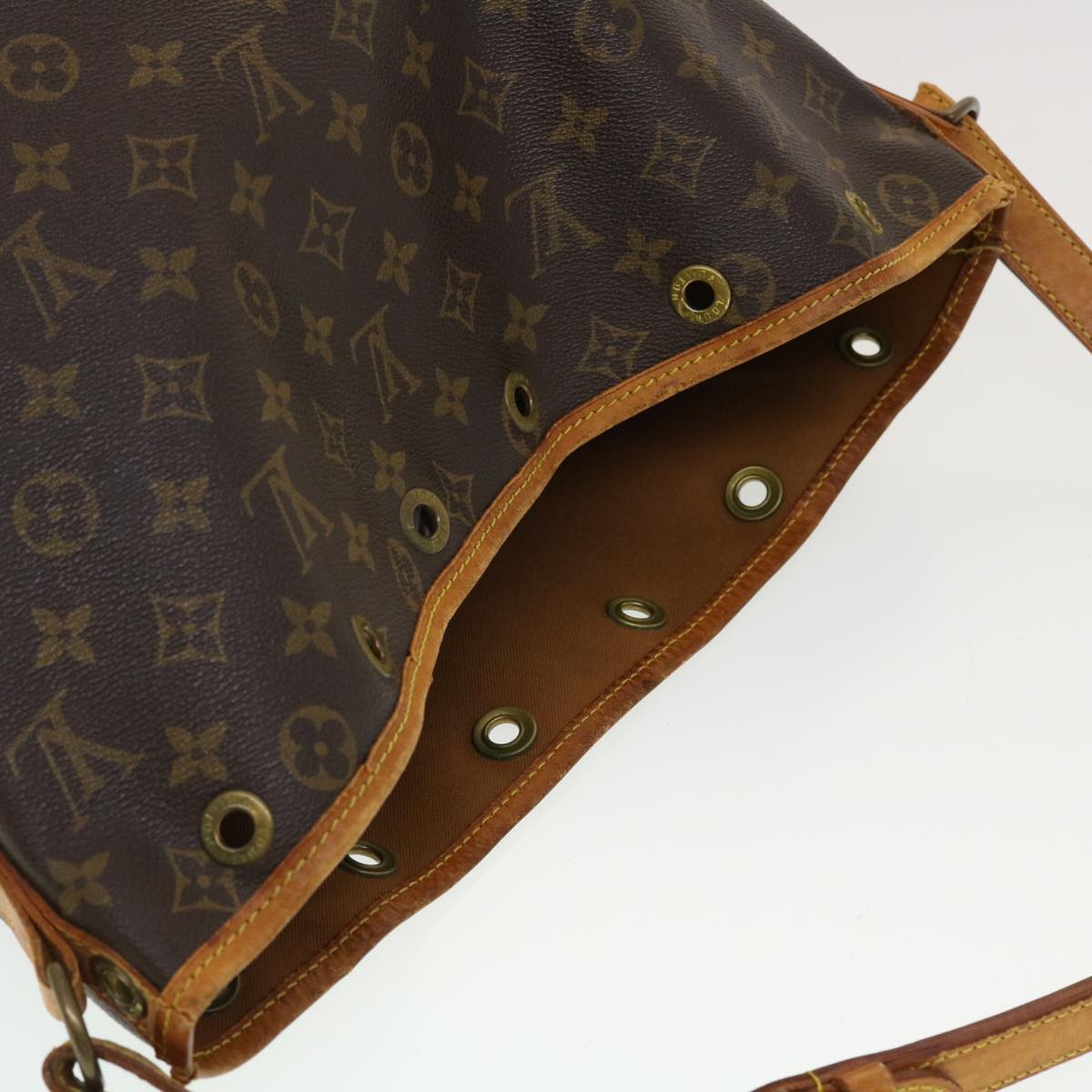 LOUIS VUITTON Monogram Noe Shoulder Bag M42224 LV Auth th3732