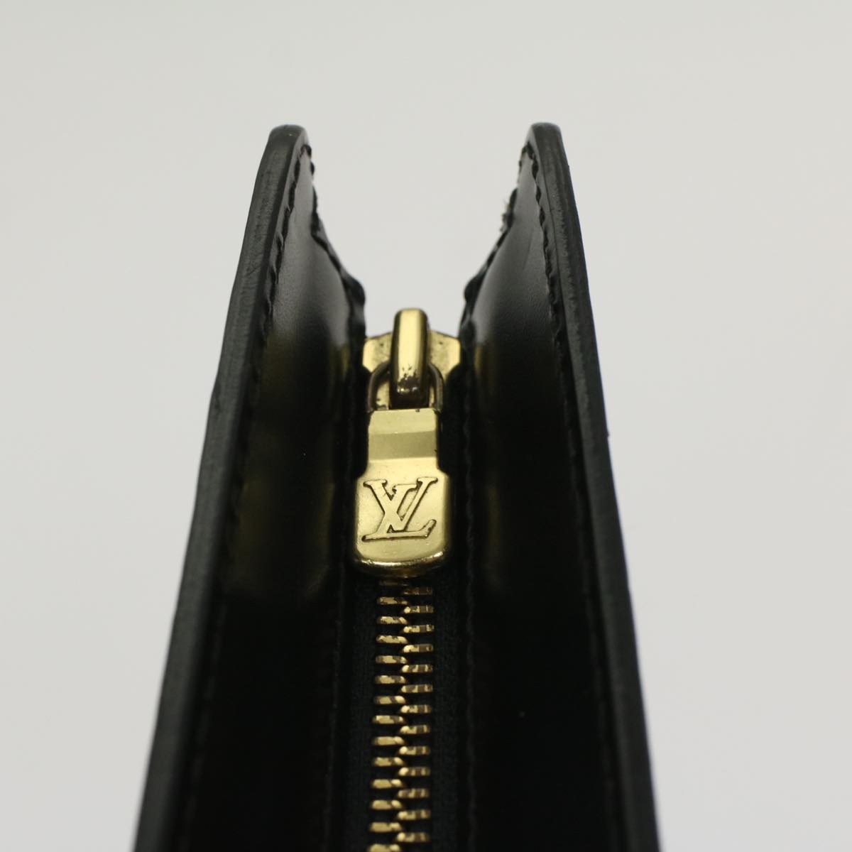 LOUIS VUITTON Epi Pochette Homme Clutch Bag Black M52522 LV Auth th3860