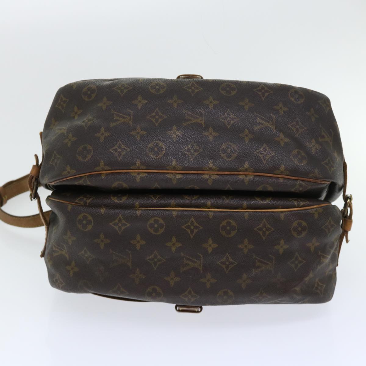 LOUIS VUITTON Monogram Saumur 35 Shoulder Bag M42254 LV Auth th3916