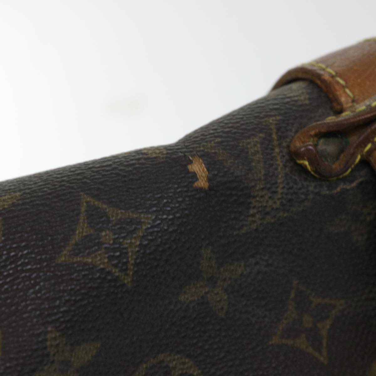 LOUIS VUITTON Monogram Saumur 35 Shoulder Bag M42254 LV Auth th3916