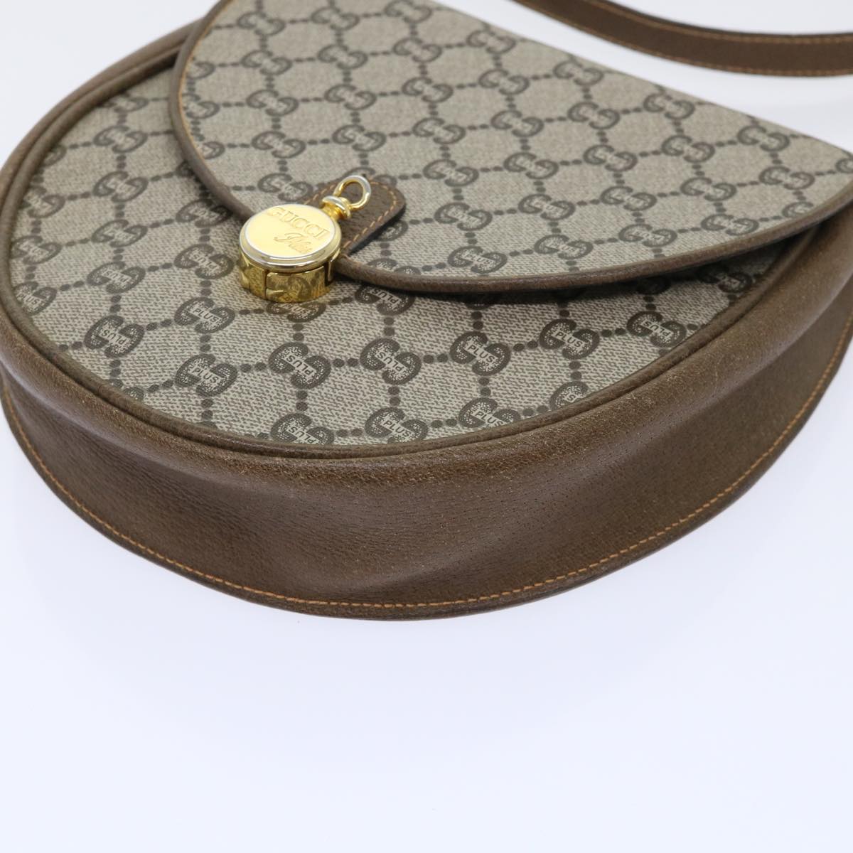 GUCCI GG Plus Canvas Shoulder Bag PVC Leather Beige Auth th3956