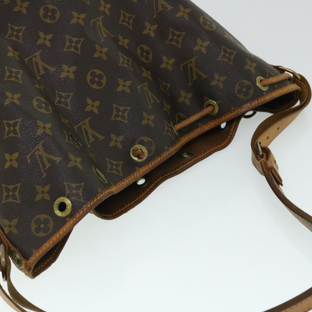 LOUIS VUITTON Monogram Noe Shoulder Bag M42224 LV Auth th3958