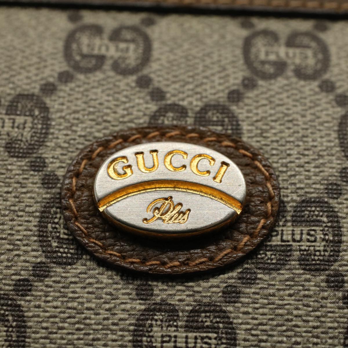 GUCCI GG Plus Canvas Shoulder Bag PVC Leather Beige Auth th4028