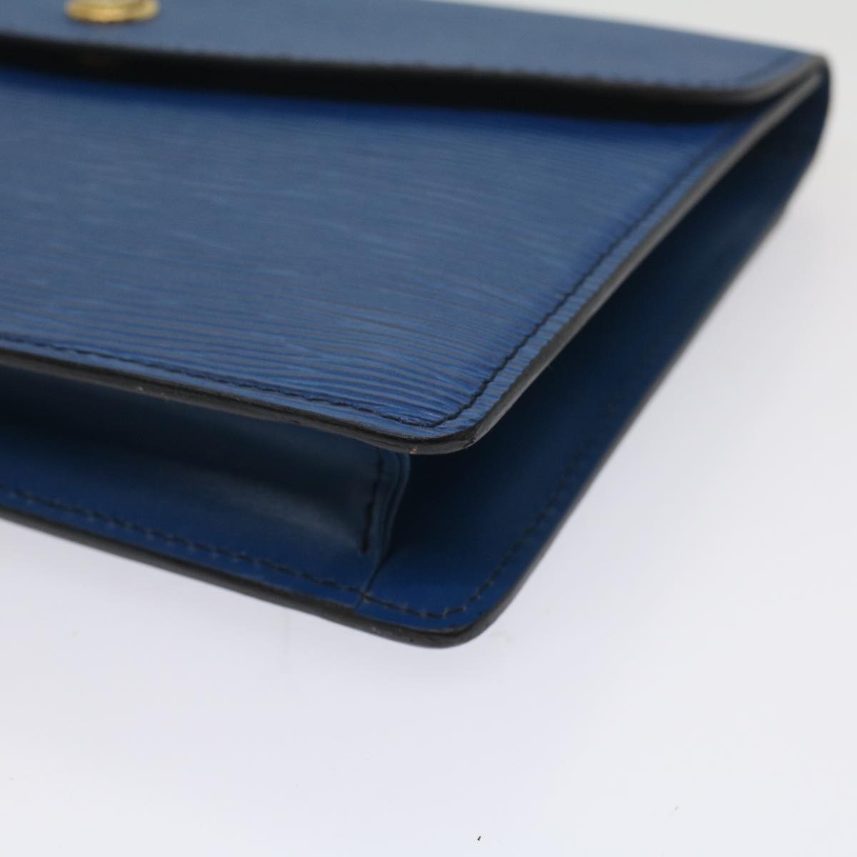 LOUIS VUITTON Epi Montaigne 23 Clutch Bag Blue M52665 LV Auth th4081