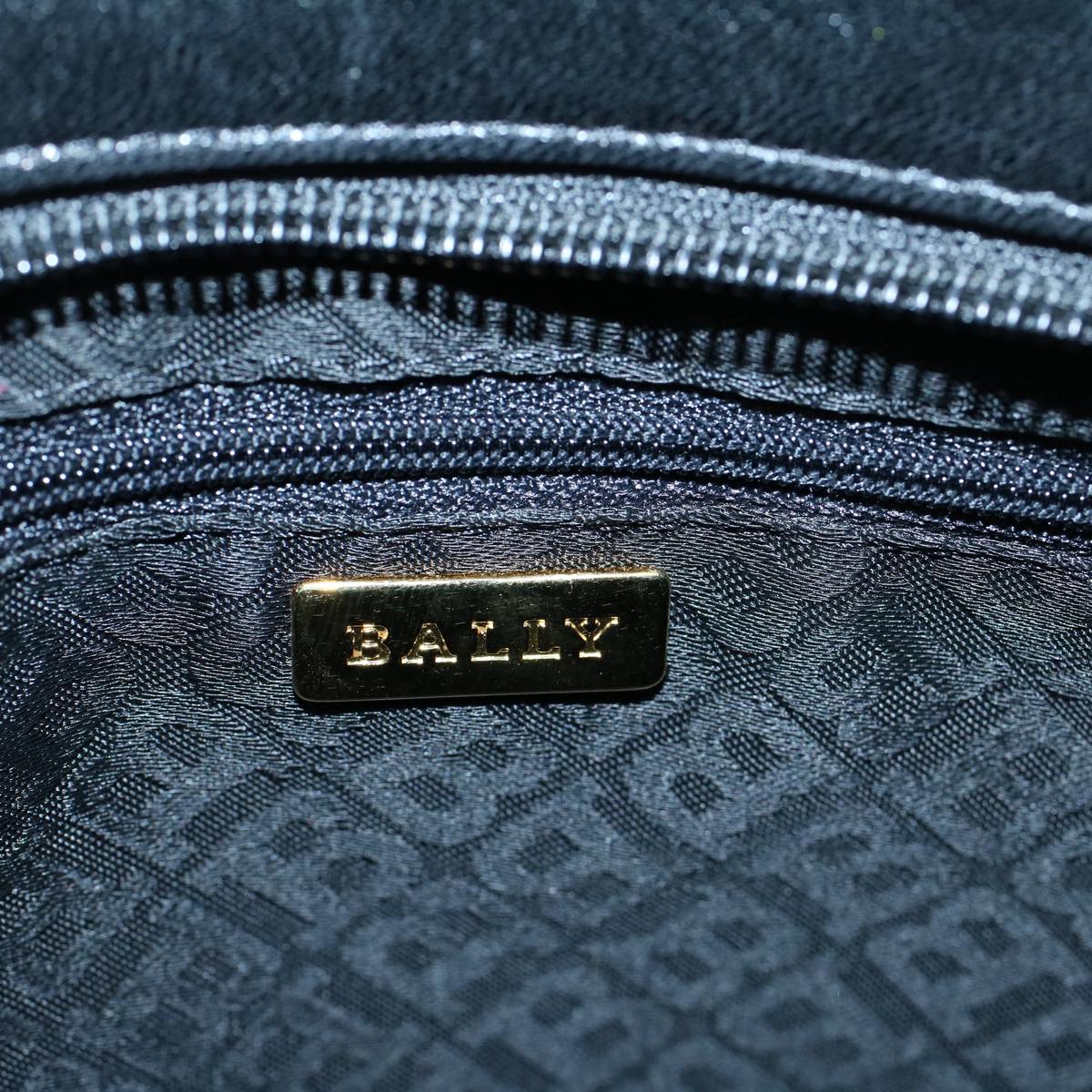 BALLY Quilted Shoulder Bag Leather Black Auth th4159
