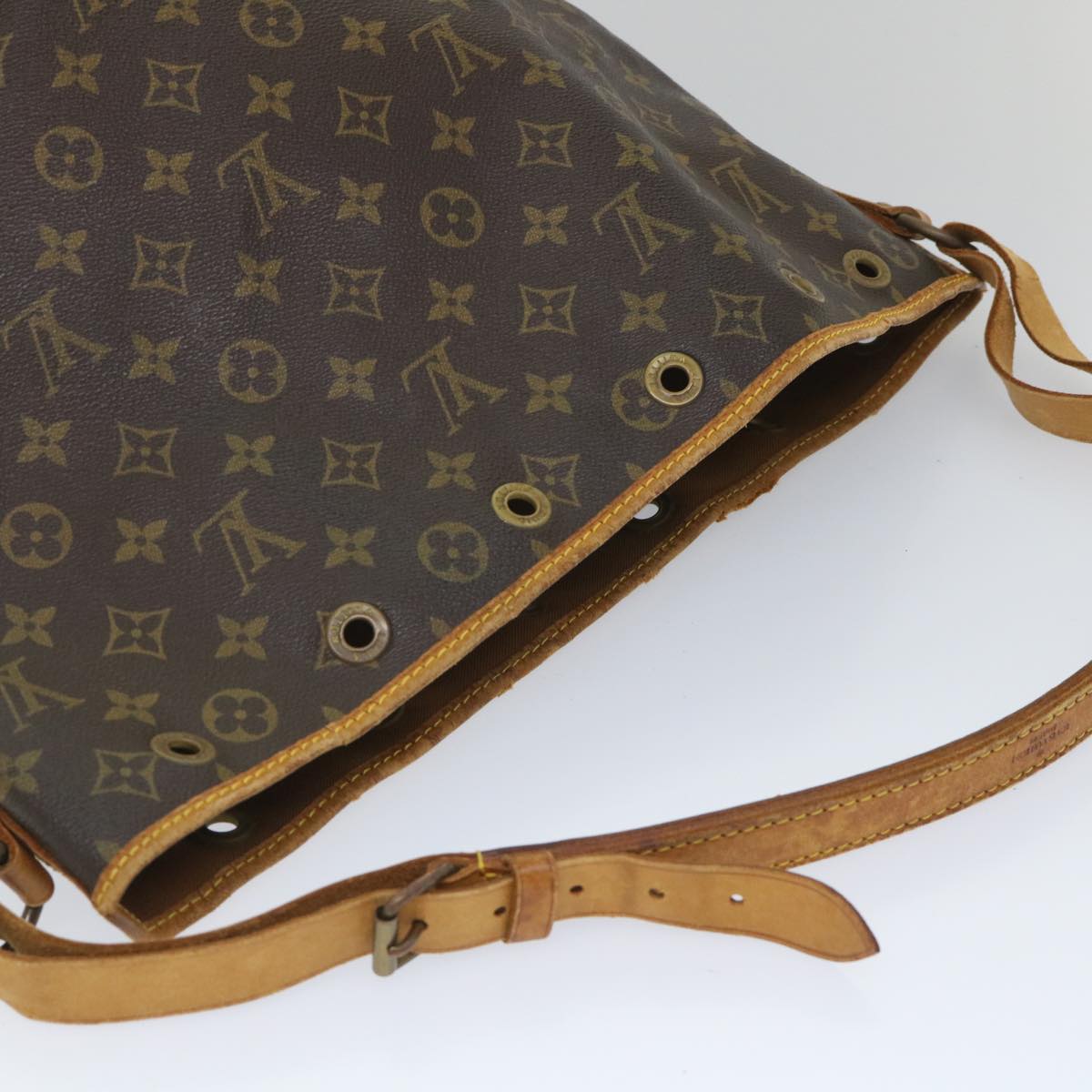 LOUIS VUITTON Monogram Noe Shoulder Bag M42224 LV Auth th4174