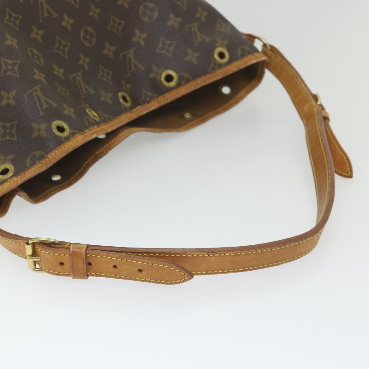 LOUIS VUITTON Monogram Noe Shoulder Bag M42224 LV Auth th4239