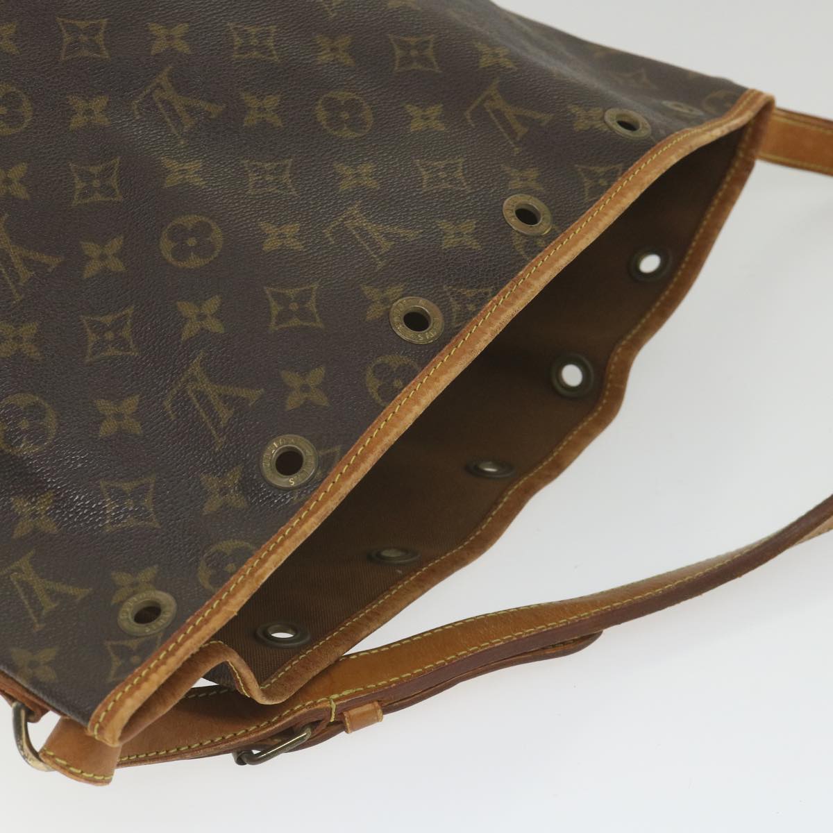 LOUIS VUITTON Monogram Noe Shoulder Bag M42224 LV Auth th4273