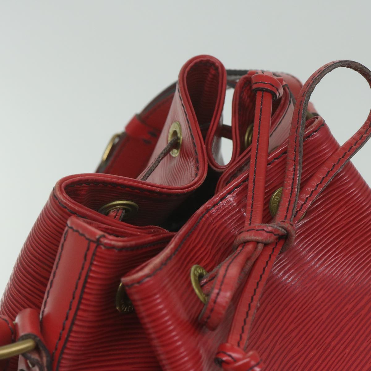 LOUIS VUITTON Epi Noe Shoulder Bag Red M44007 LV Auth th4376