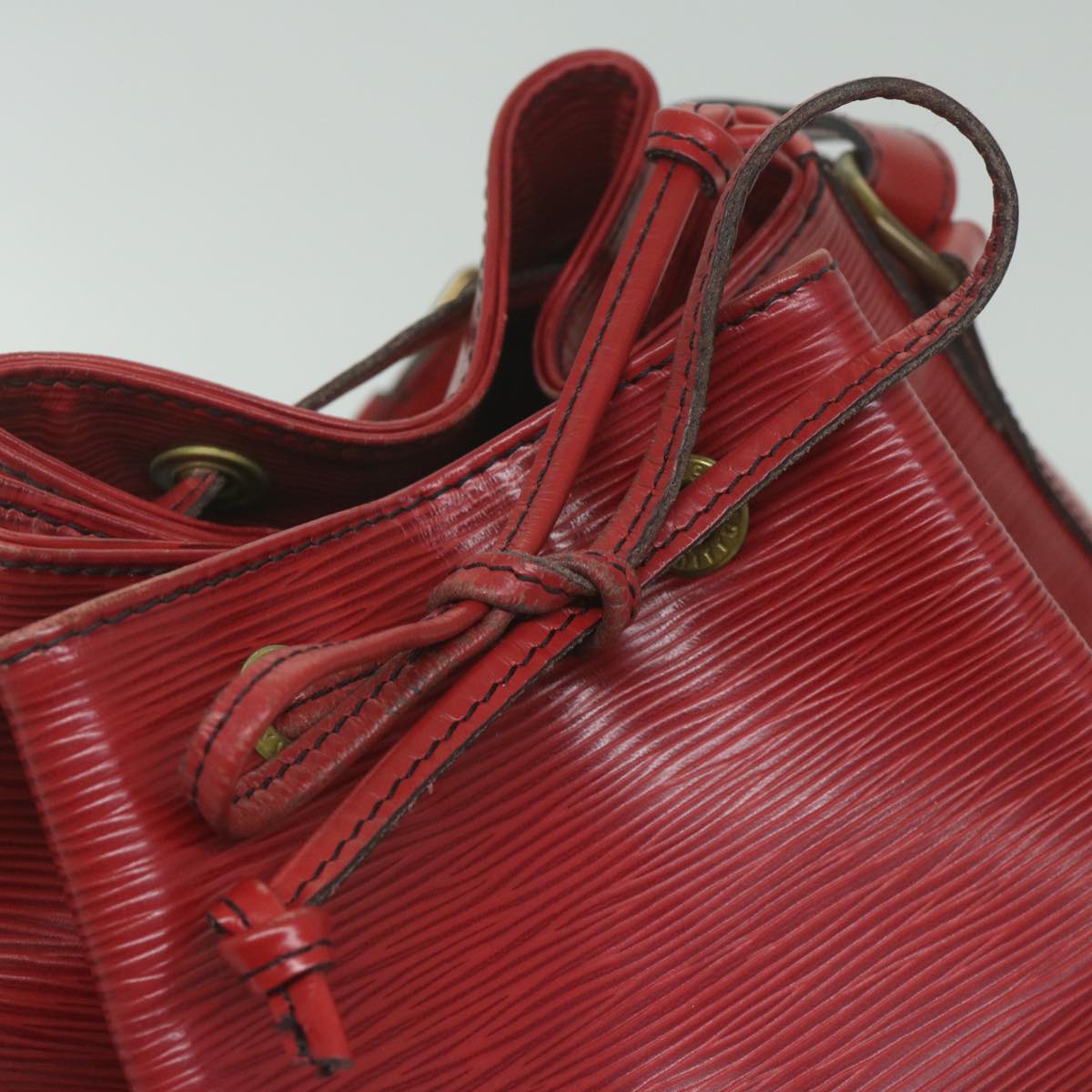 LOUIS VUITTON Epi Noe Shoulder Bag Red M44007 LV Auth th4376