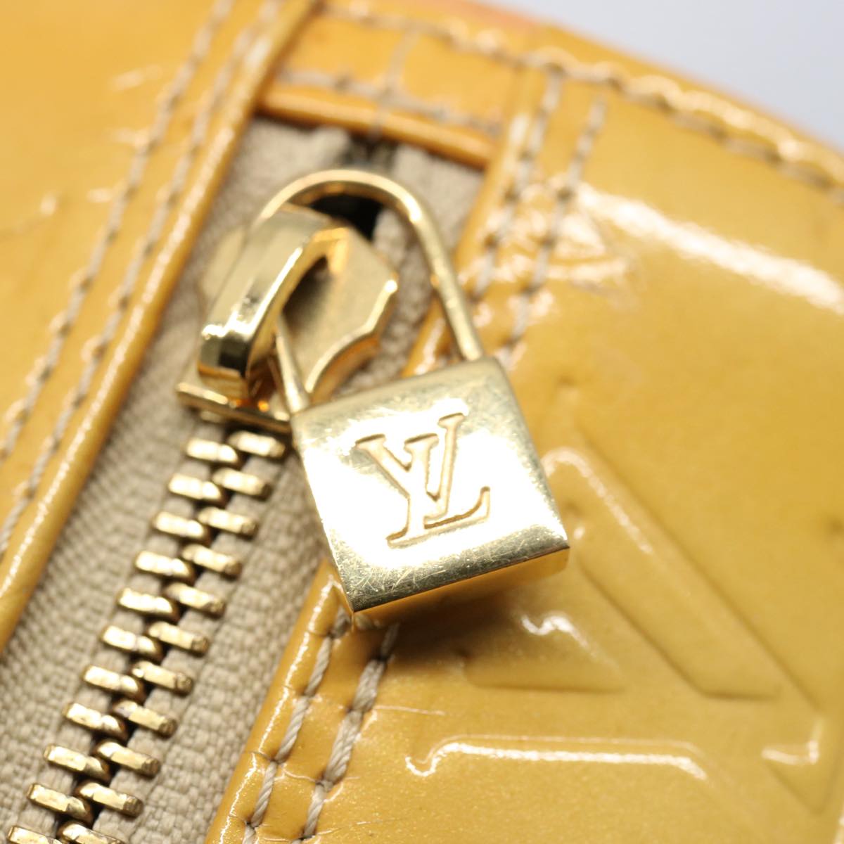 LOUIS VUITTON Monogram Vernis Bedford Hand Bag Beige M91006 LV Auth th4429