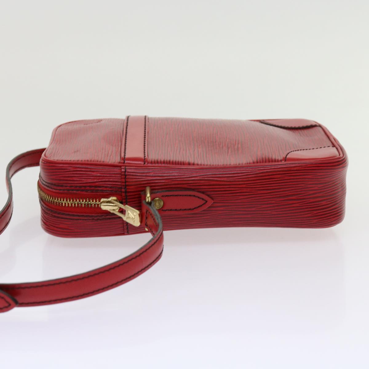 LOUIS VUITTON Epi Danube Shoulder Bag Red M45637 LV Auth th4451