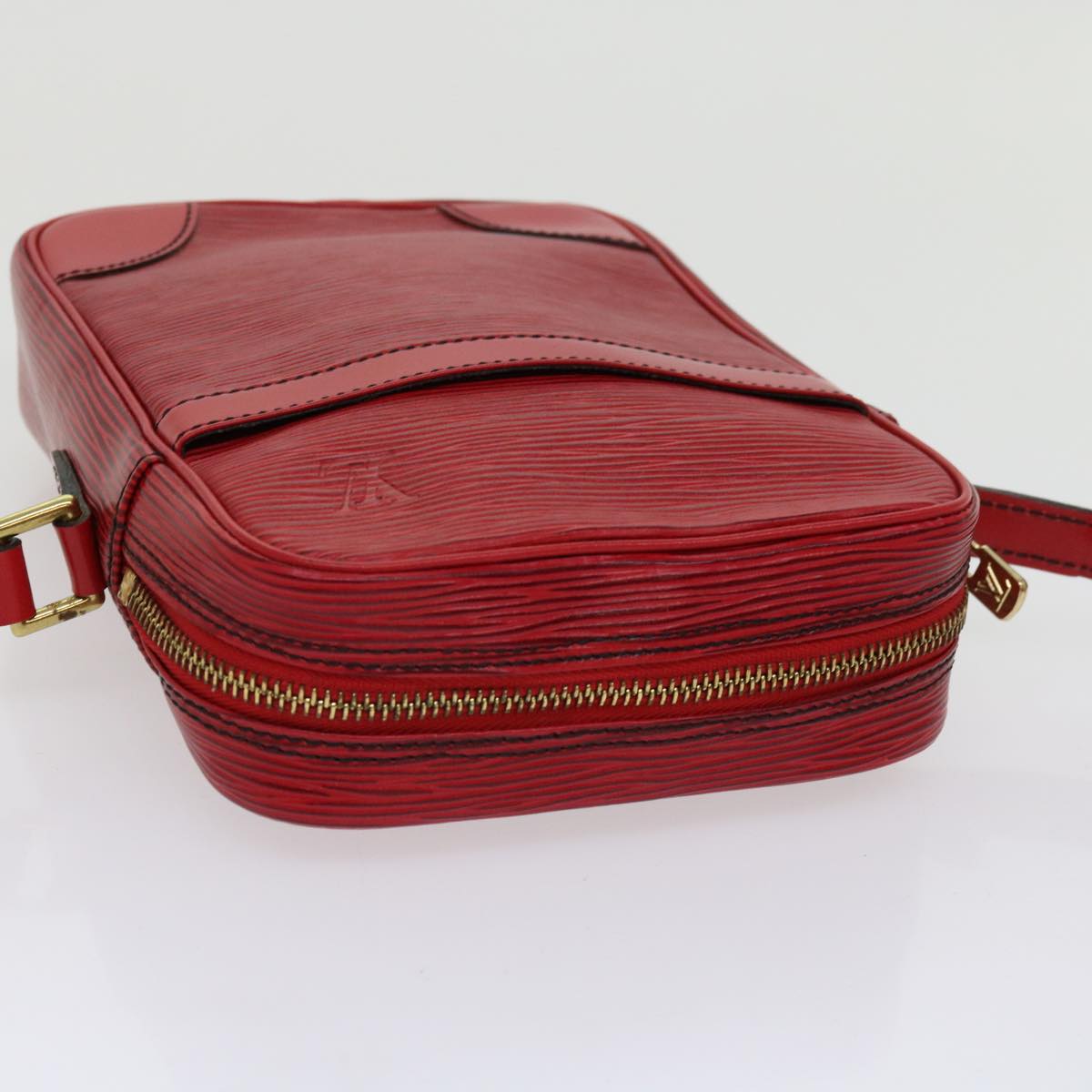 LOUIS VUITTON Epi Danube Shoulder Bag Red M45637 LV Auth th4451