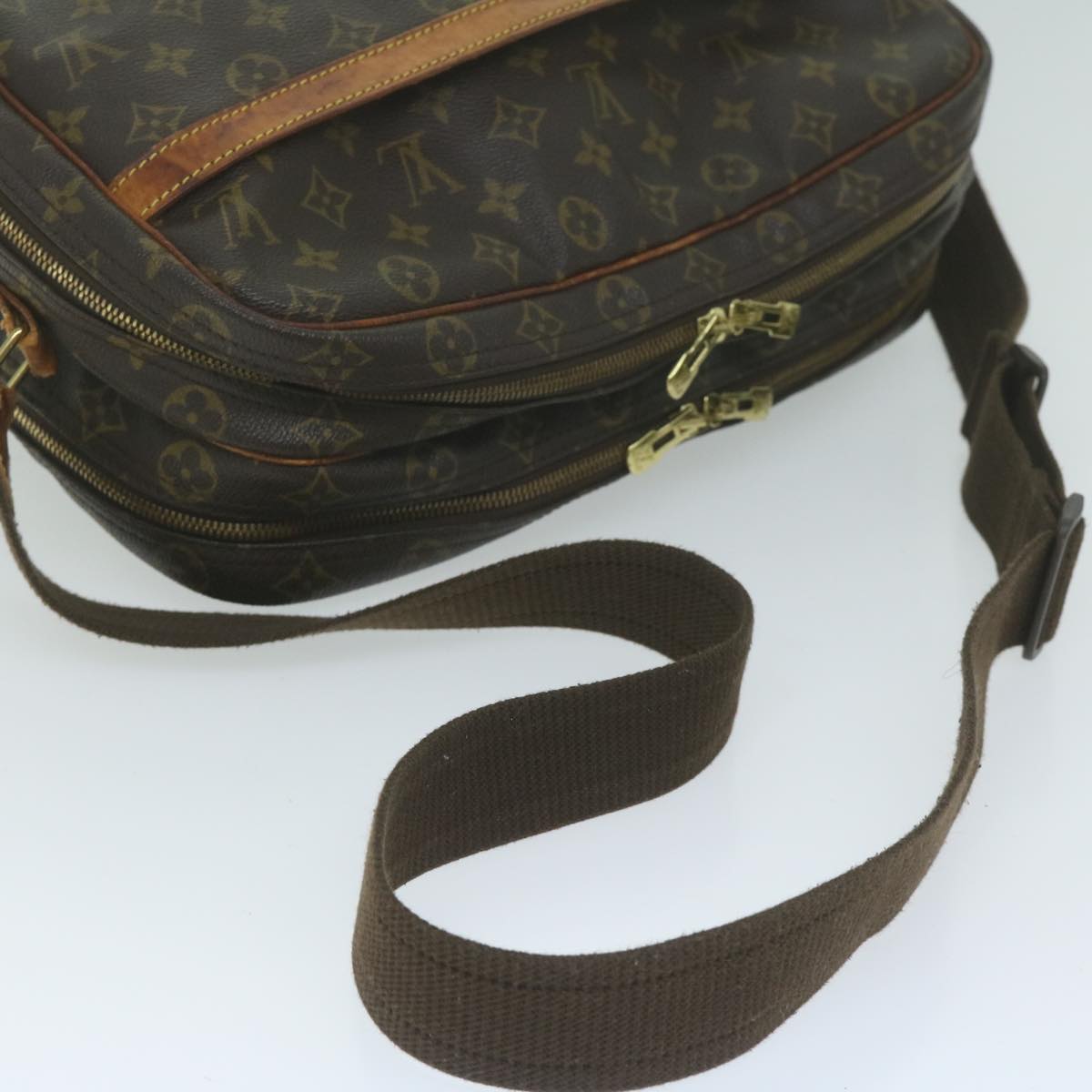 LOUIS VUITTON Monogram Reporter GM Shoulder Bag M45252 LV Auth th4460