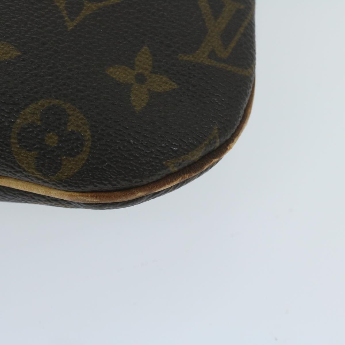 LOUIS VUITTON Monogram Pochette Bosphore Shoulder Bag M40044 LV Auth th4478