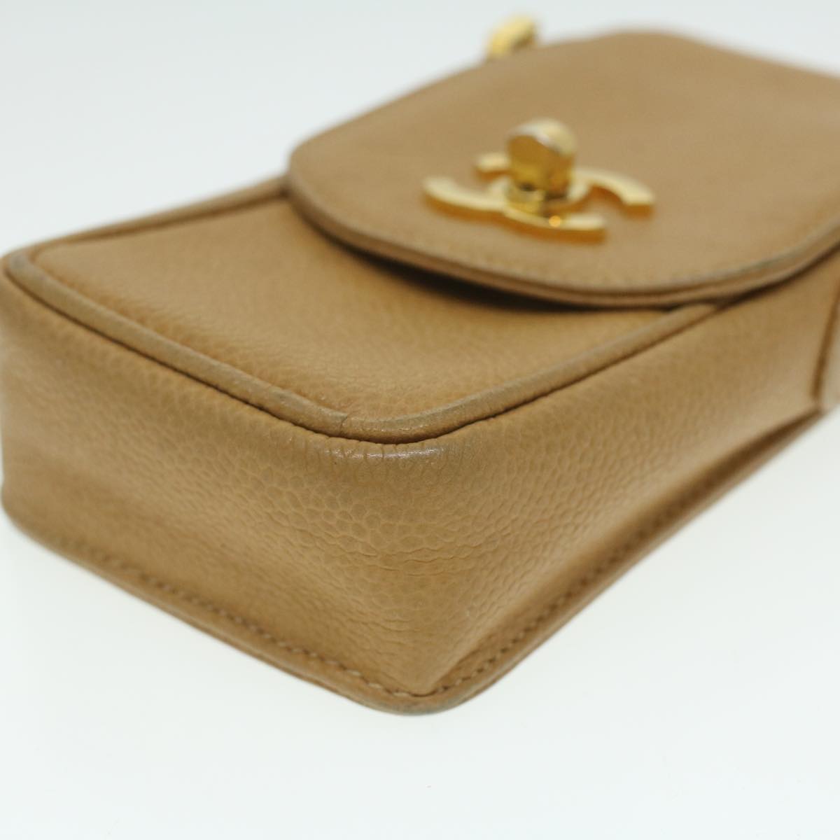 CHANEL Turn Lock Chain pochette Shoulder Bag Caviar Skin Beige CC Auth bs3784