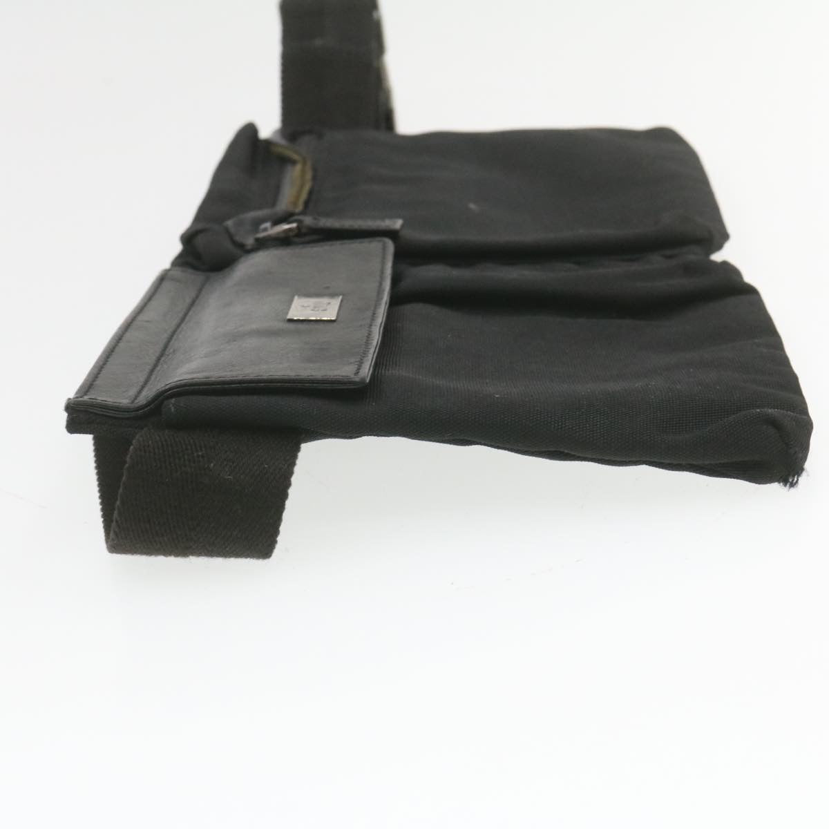 GUCCI Waist Bag Pouch Nylon Black Auth rd1401