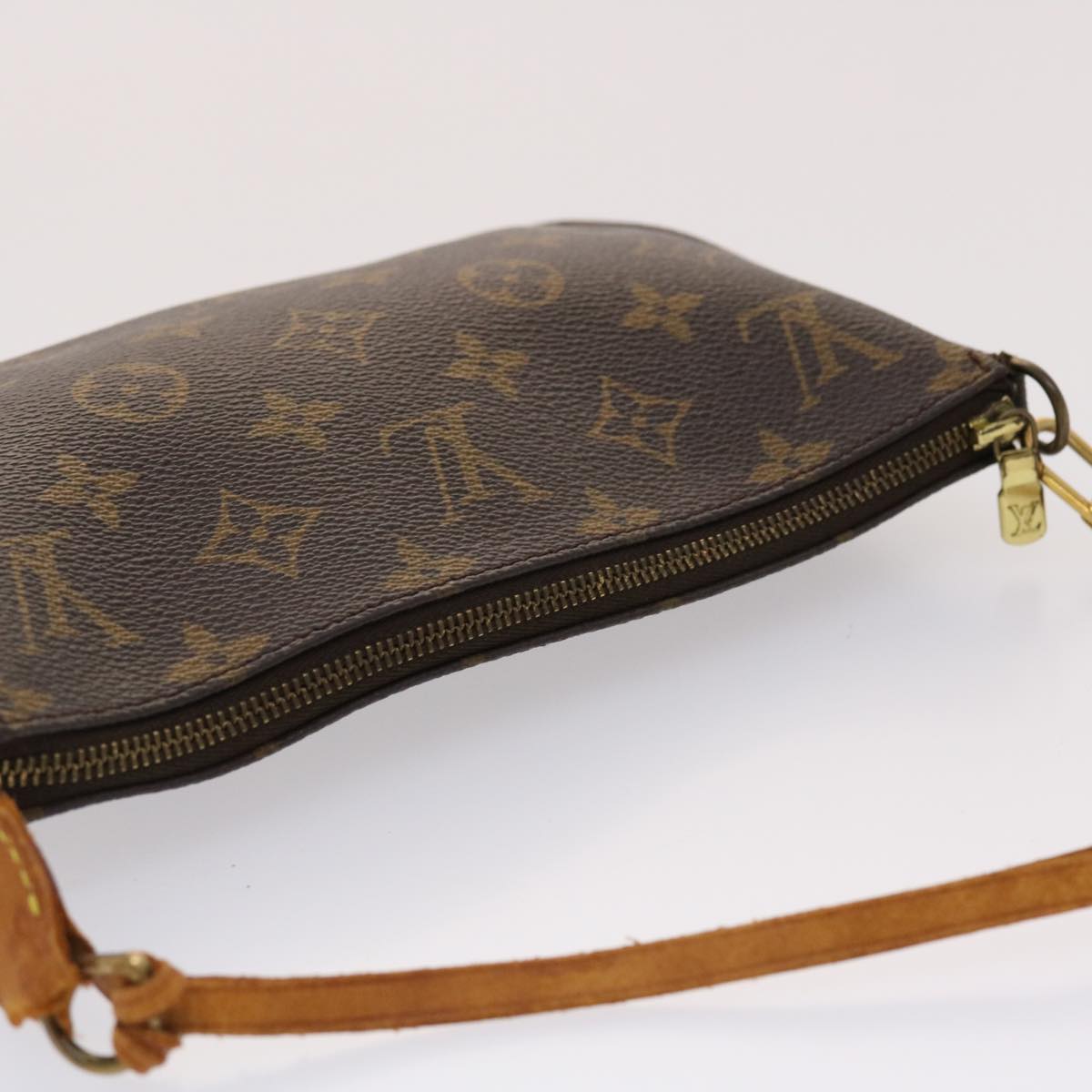 LOUIS VUITTON Monogram Pochette Accessoires Pouch LV Auth pt1644