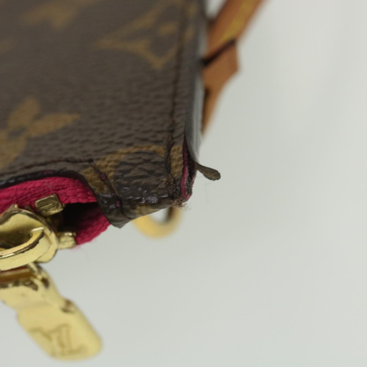 LOUIS VUITTON Monogram Neverfull MM Pouch LV Auth S104