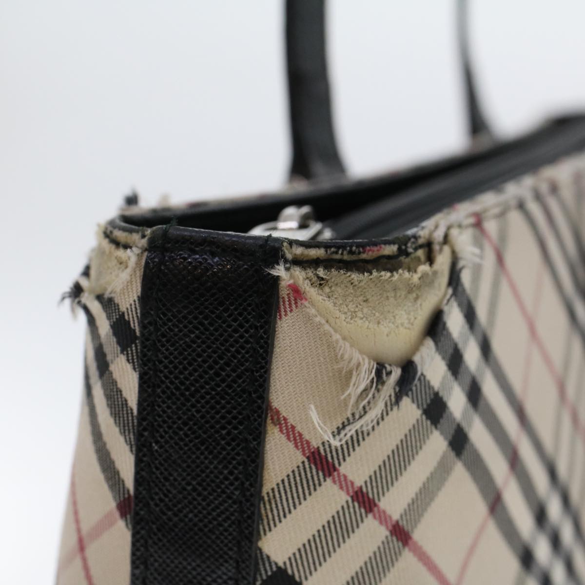 BURBERRY Nova Check Shoulder Bag Canvas Beige Black Auth ti1162