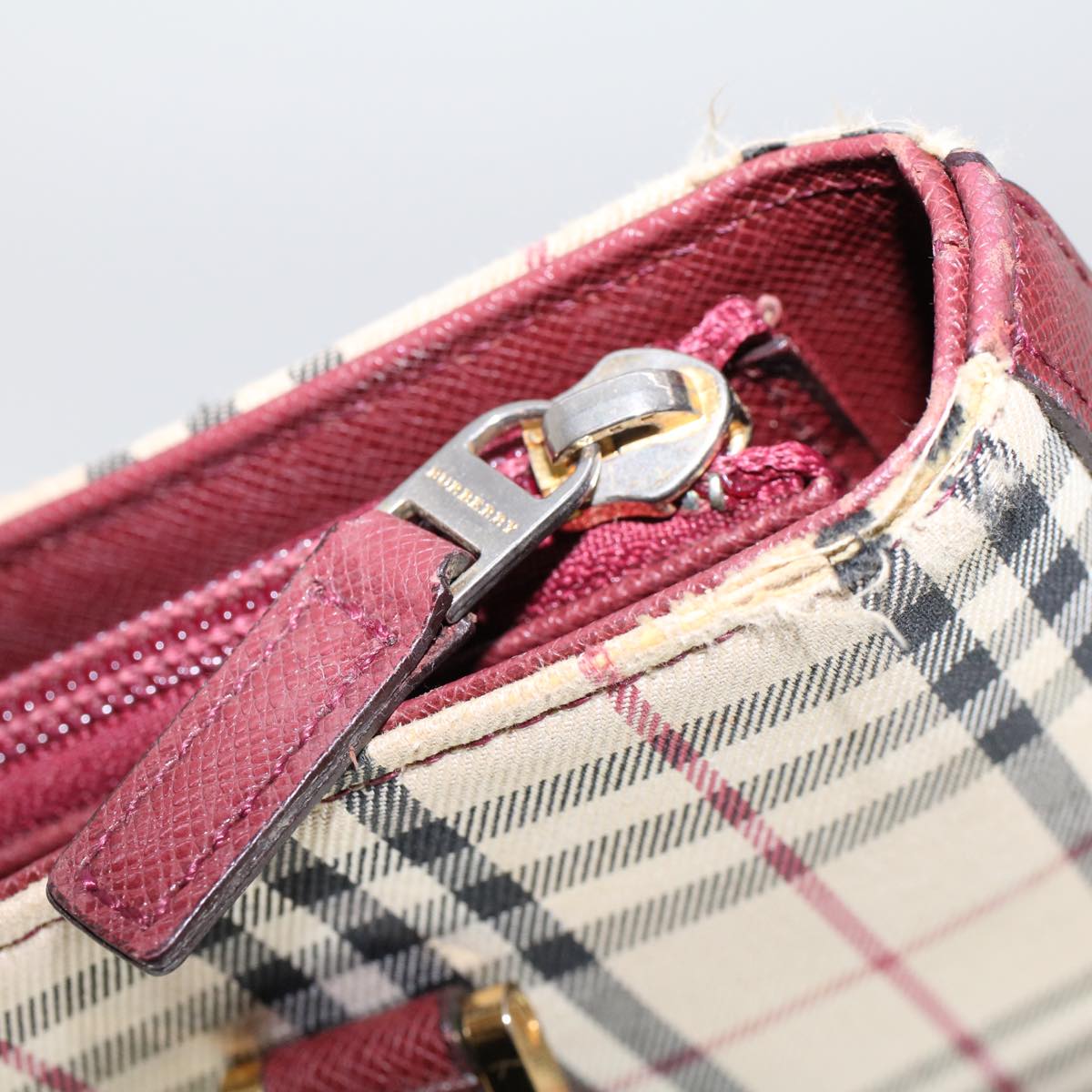 BURBERRY Nova Check Shoulder Bag Canvas Beige Red Auth ti1165