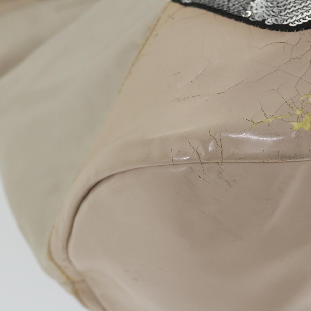 Salvatore Ferragamo Shoulder Bag Nylon patent leather Beige Auth ti1318