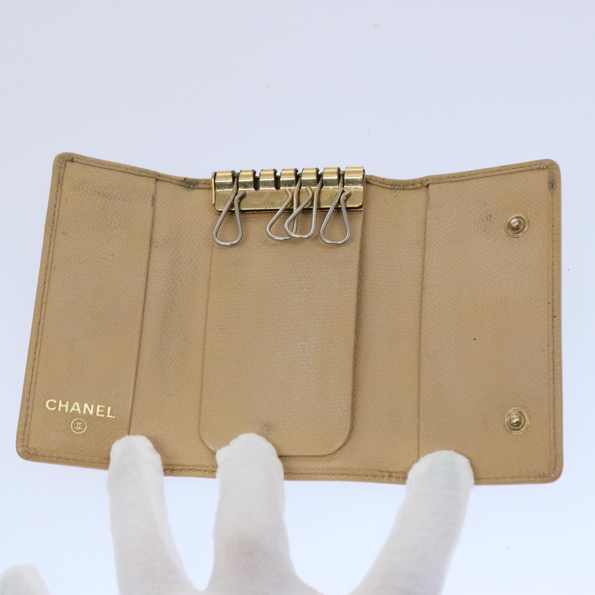 CHANEL Key Case Leather Beige CC Auth ti1413