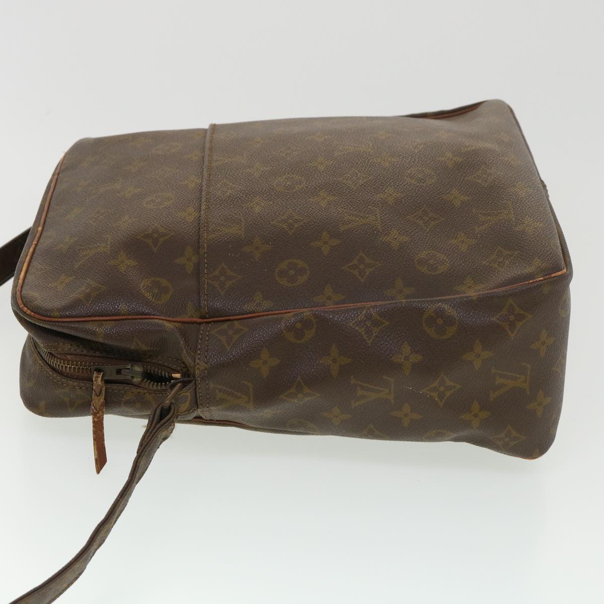 LOUIS VUITTON Monogram Marceau Shoulder Bag No.70 LV Auth ti981