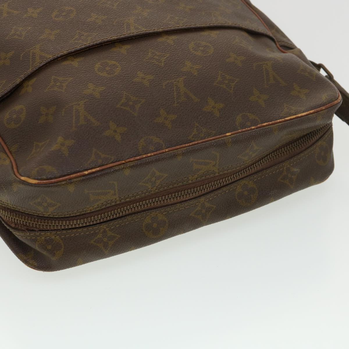 LOUIS VUITTON Monogram Marceau Shoulder Bag No.70 LV Auth ti981