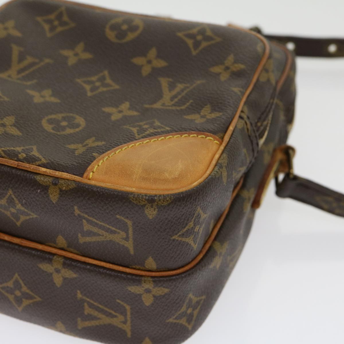 LOUIS VUITTON Monogram Amazon Shoulder Bag M45236 LV Auth tp351