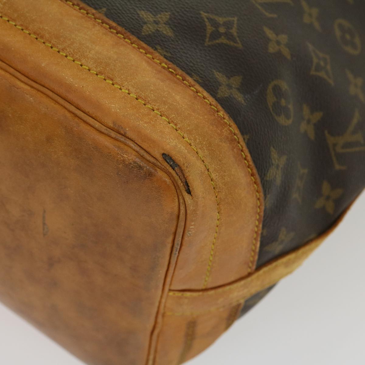 LOUIS VUITTON Monogram Noe Shoulder Bag M42224 LV Auth tp396