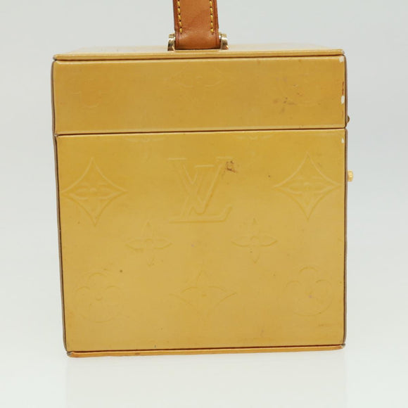 LOUIS VUITTON Monogram Vernis Bleecker Cosmetic Pouch Beige M91002 Auth tp501