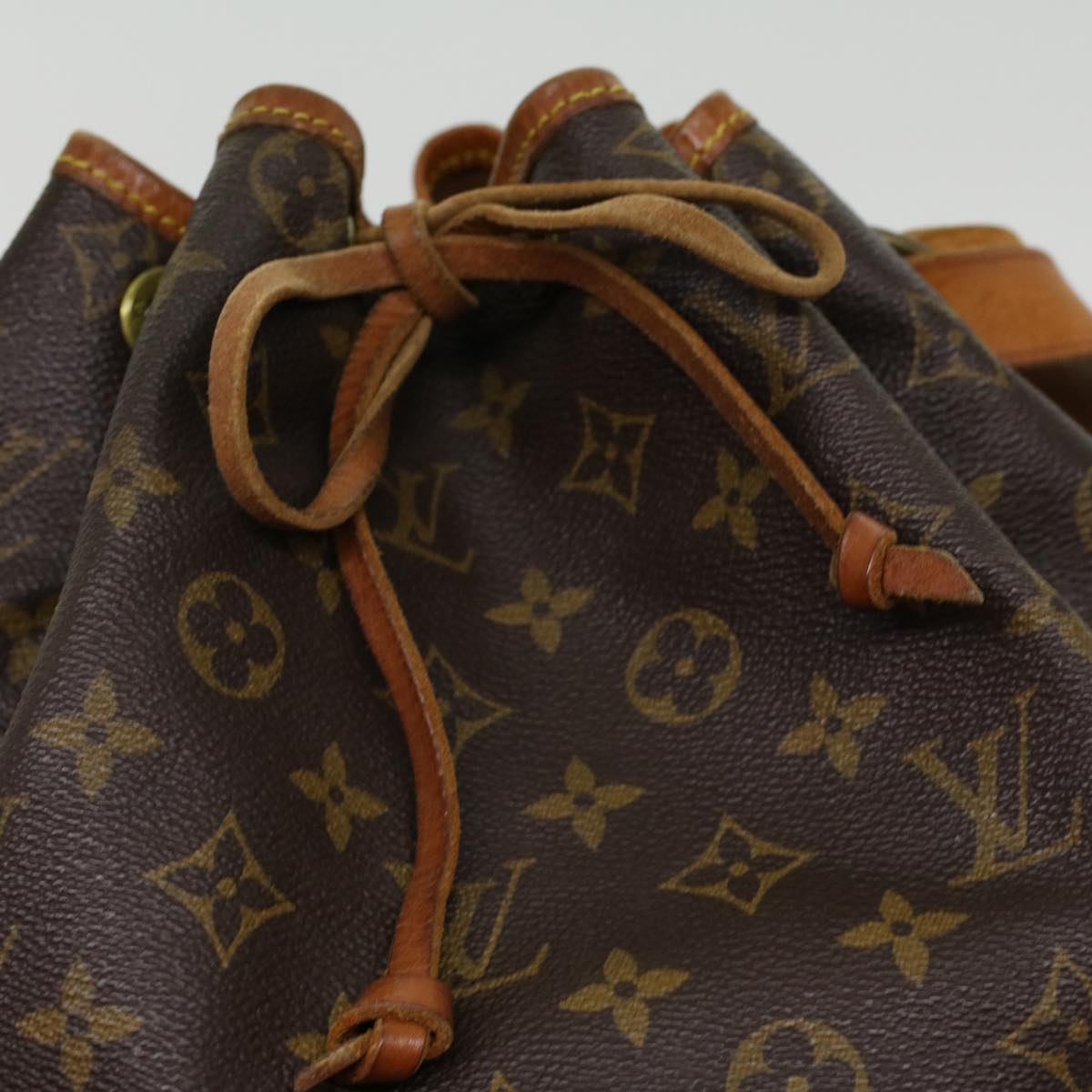 LOUIS VUITTON Monogram Noe Shoulder Bag M42224 LV Auth tp551