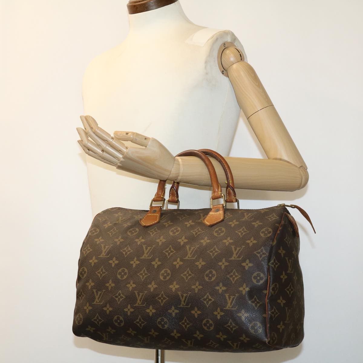 LOUIS VUITTON Monogram Speedy 35 Hand Bag M41524 LV Auth uy049