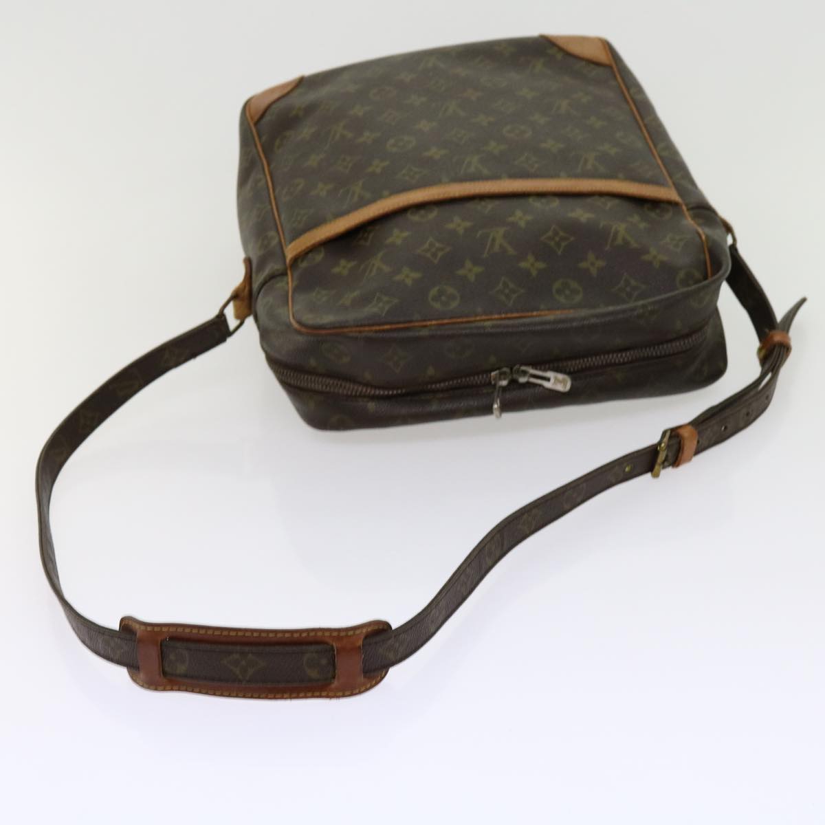 LOUIS VUITTON Monogram Danube GM Shoulder Bag M45262 LV Auth yk10010