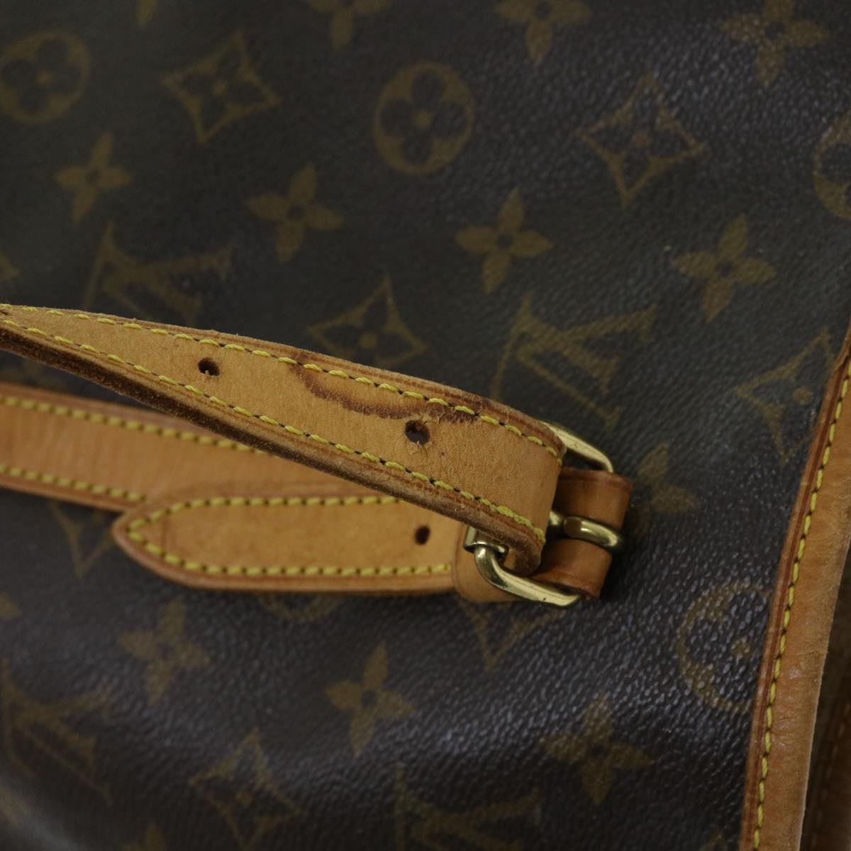 LOUIS VUITTON Monogram Bucket GM Shoulder Bag M42236 LV Auth yk10019