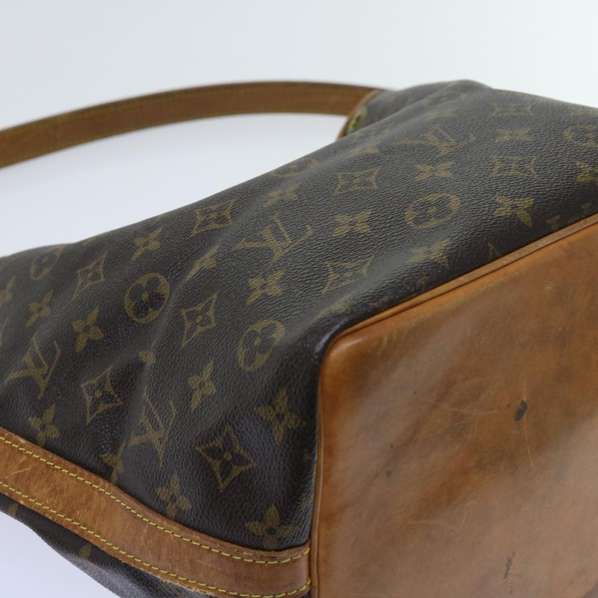 LOUIS VUITTON Monogram Petit Noe Shoulder Bag M42226 LV Auth yk10041