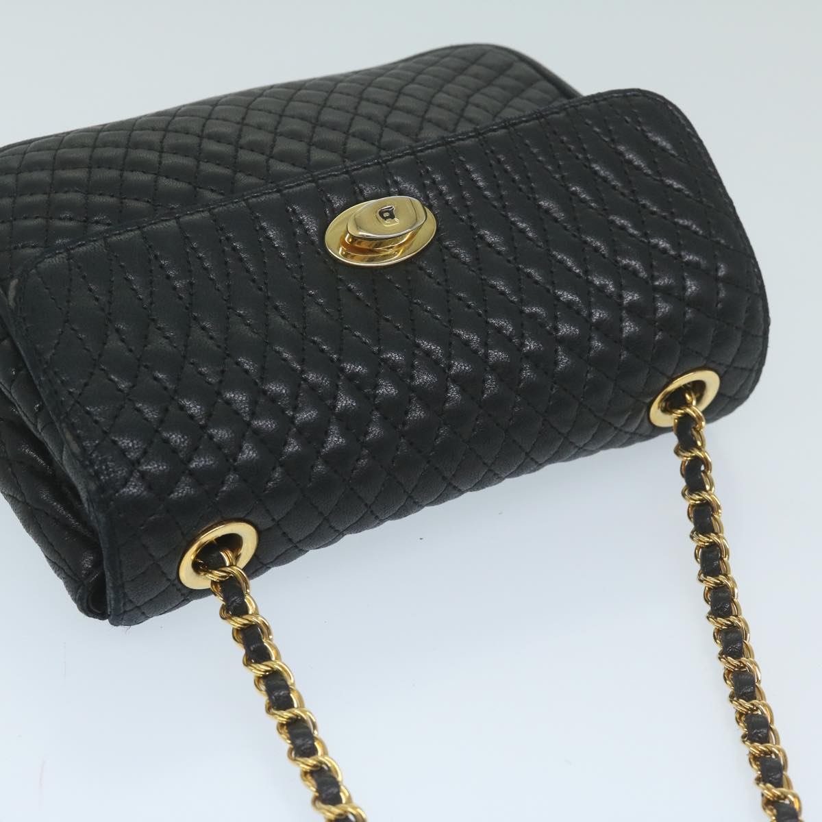 BALLY Quilted Chain Shoulder Bag Leather Black Auth yk10119