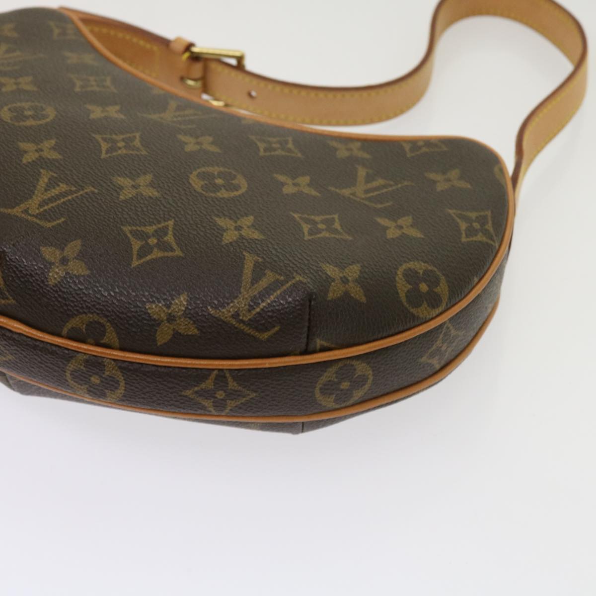 LOUIS VUITTON Monogram Pochette Croissant Shoulder Bag M51510 LV Auth yk10193A