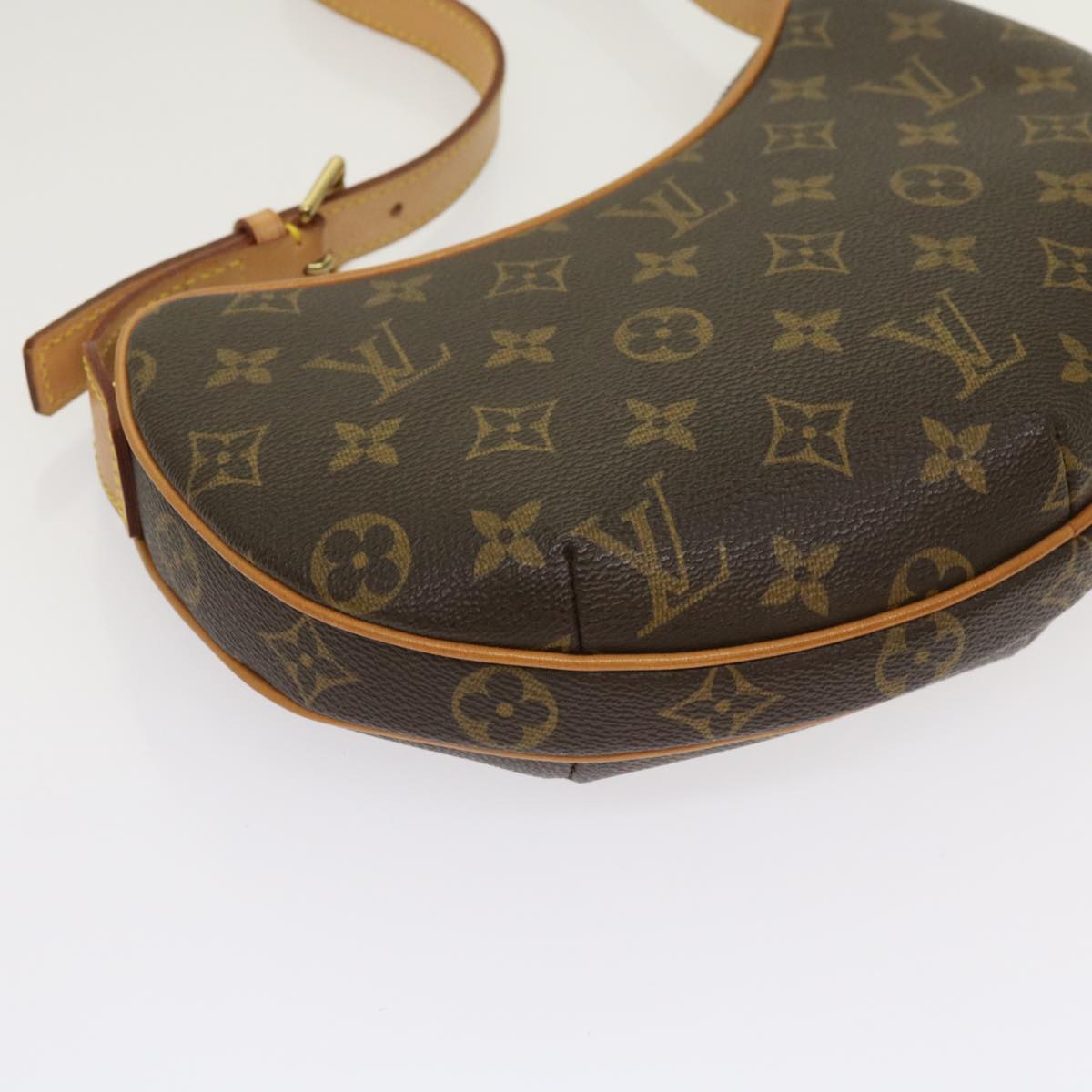 LOUIS VUITTON Monogram Pochette Croissant Shoulder Bag M51510 LV Auth yk10193A