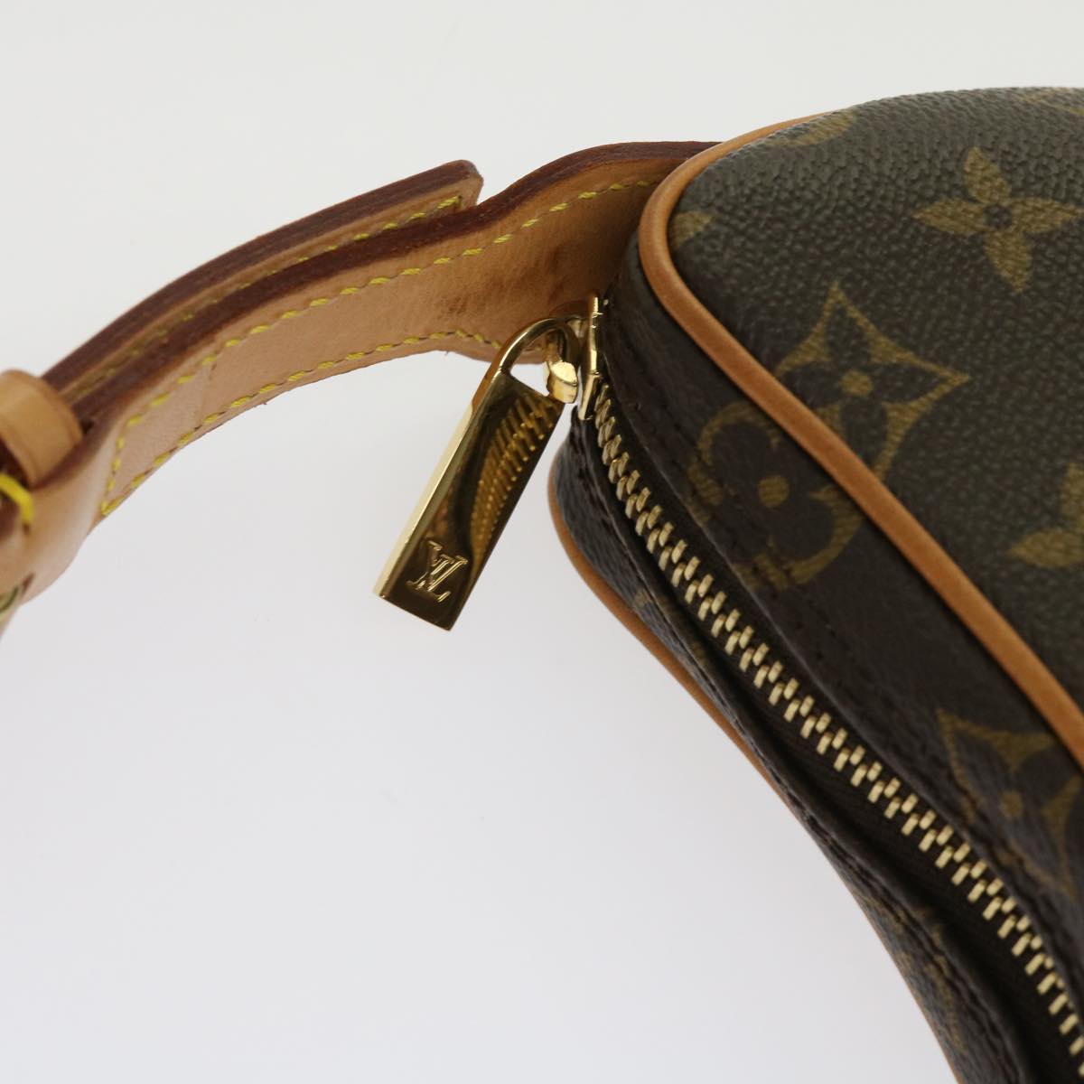 LOUIS VUITTON Monogram Pochette Croissant Shoulder Bag M51510 LV Auth yk10193A