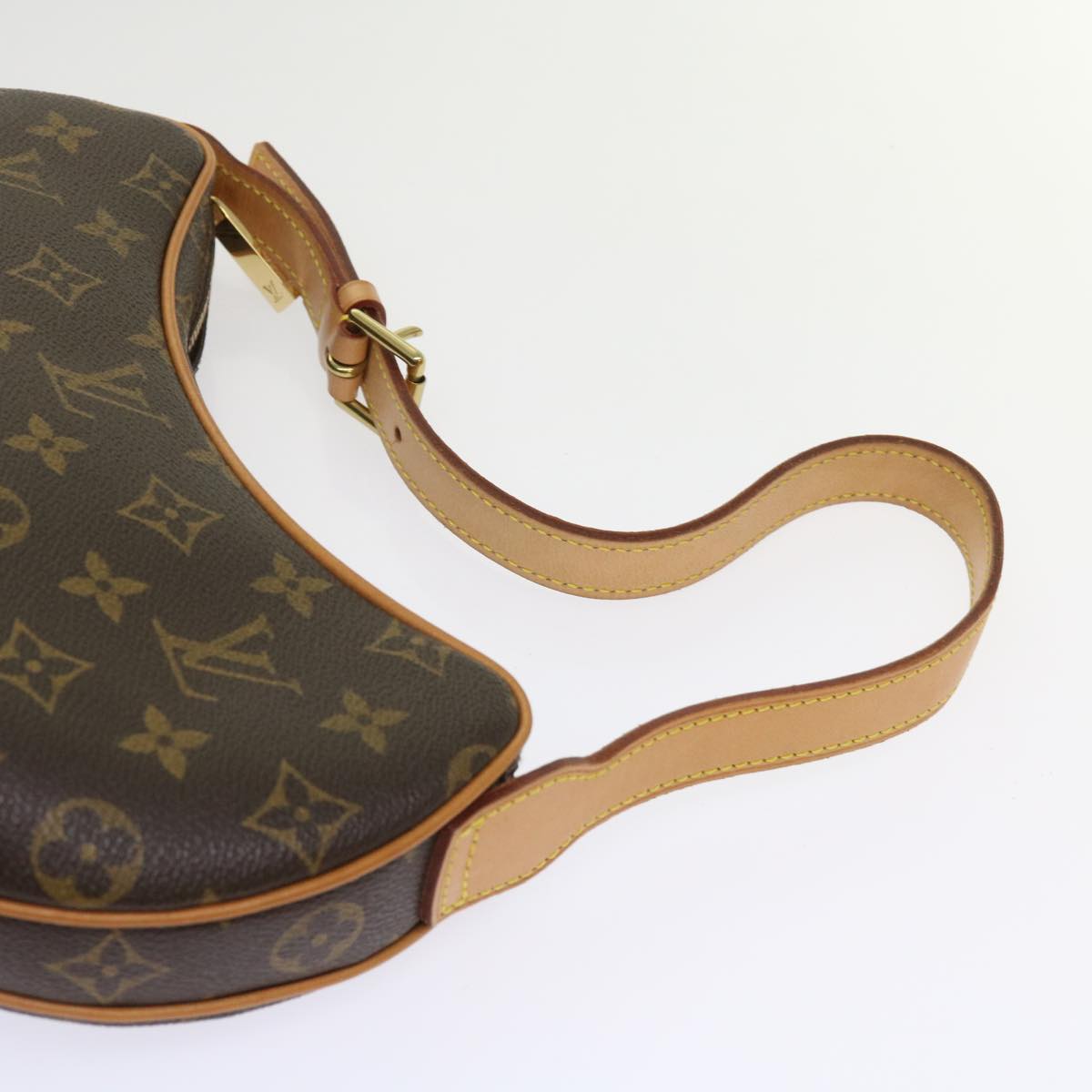 LOUIS VUITTON Monogram Pochette Croissant Shoulder Bag M51510 LV Auth yk10193A